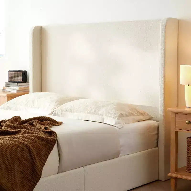 Letto king-size imbottito con testiera ad ali, con base a piattaforma per 2 adulti