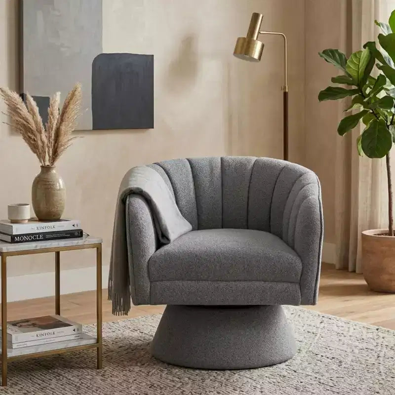 Poltrona girevole accentuata con schienale a botte, rivestimento in tessuto bouclé, beige/grigio scuro, 1 posto